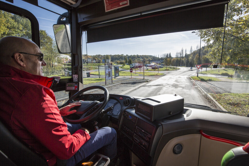 Conducteur de bus CFTA Centre Ouest