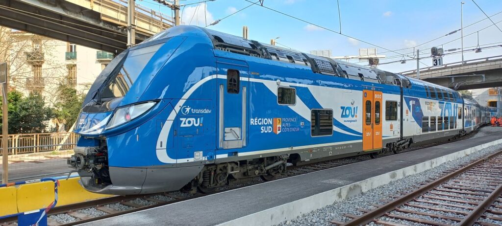 Rame Alstom Omneo pour la ligne Marseille-Toulon-Nice Zou